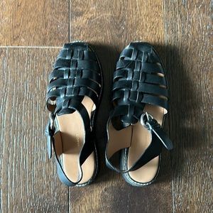 Fisherman sandals